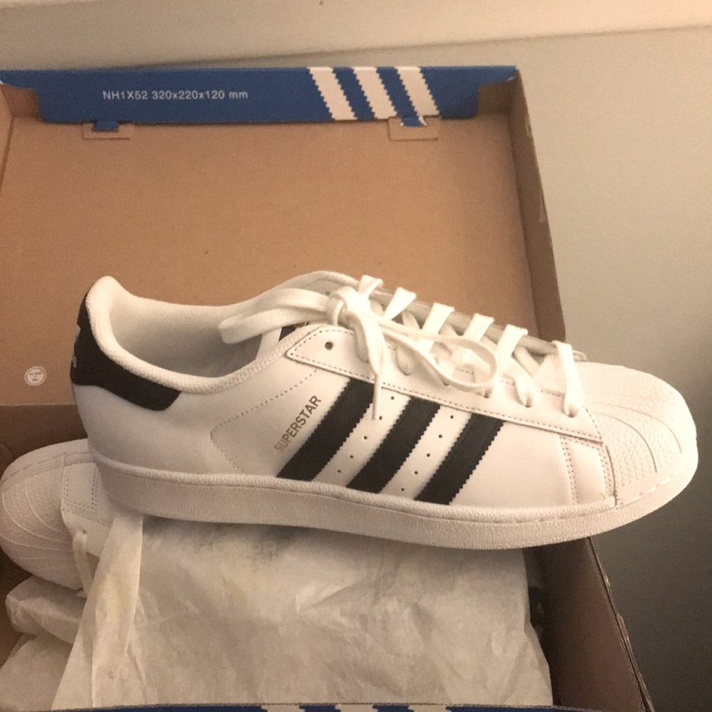 Adidas Superstar